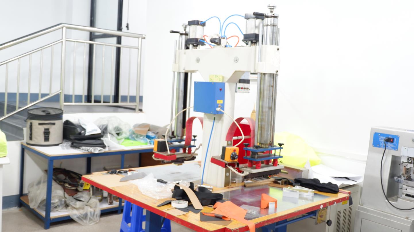 Highfrequency Welding Station